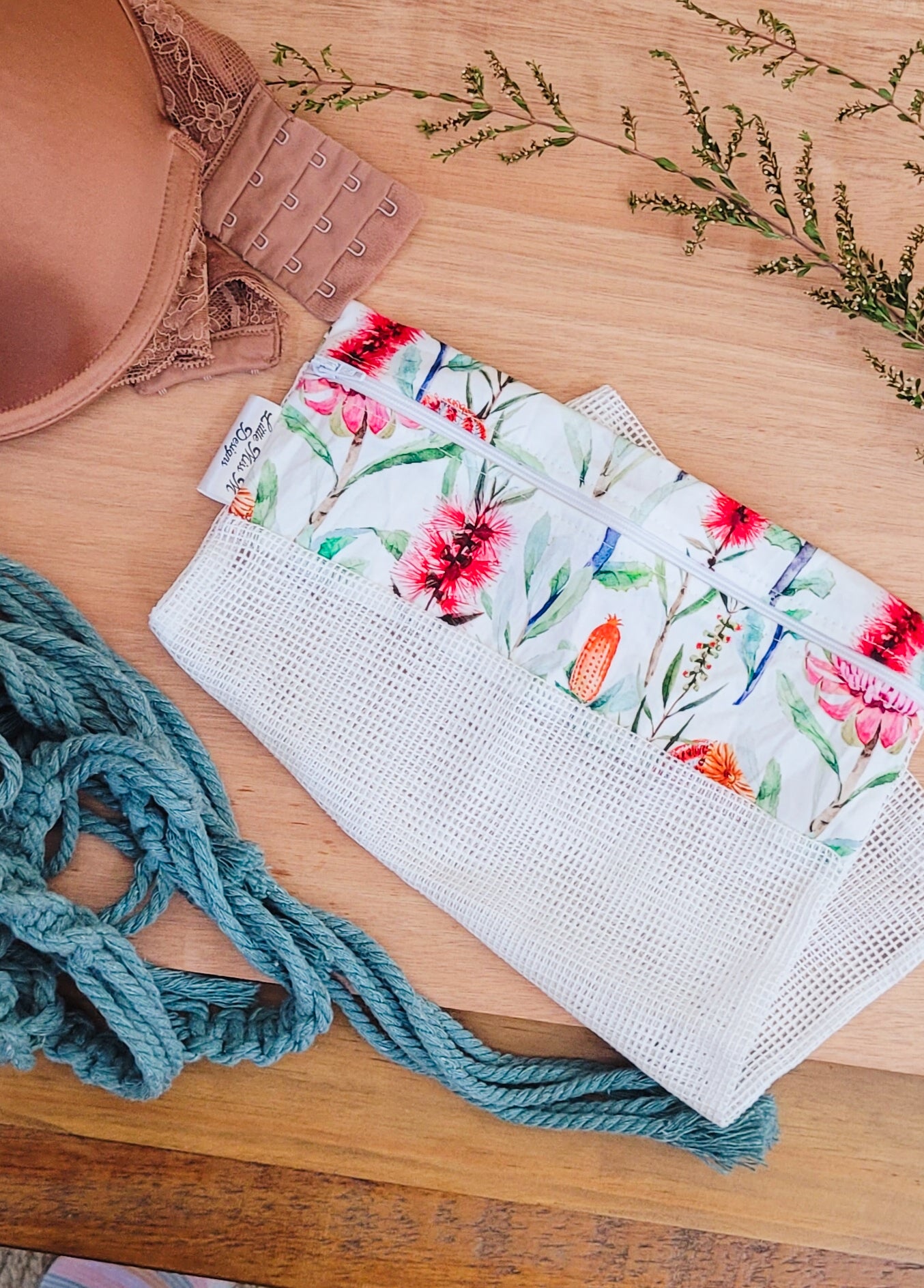 Cream Native Produce Bag / Wash Bag