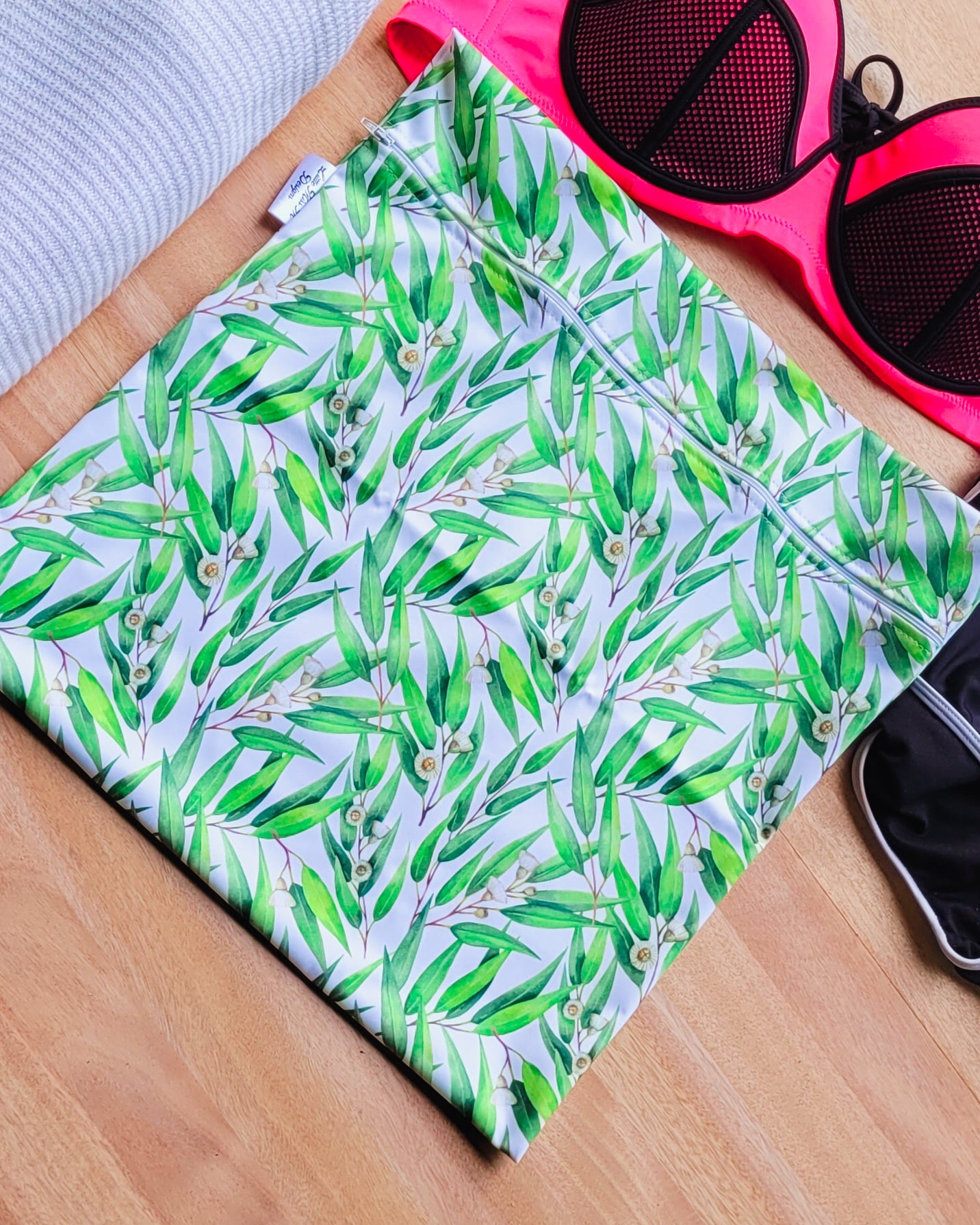 Flowering Gum Snack / Wet Bag