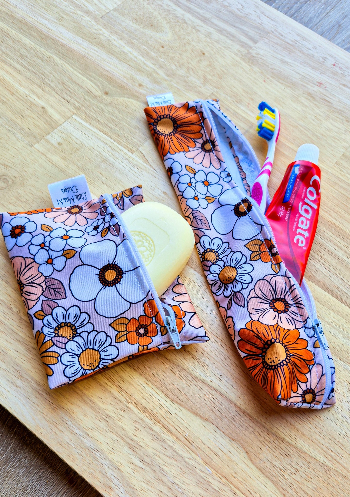 Britney Travel Soap & Toothbrush Pouch NEW