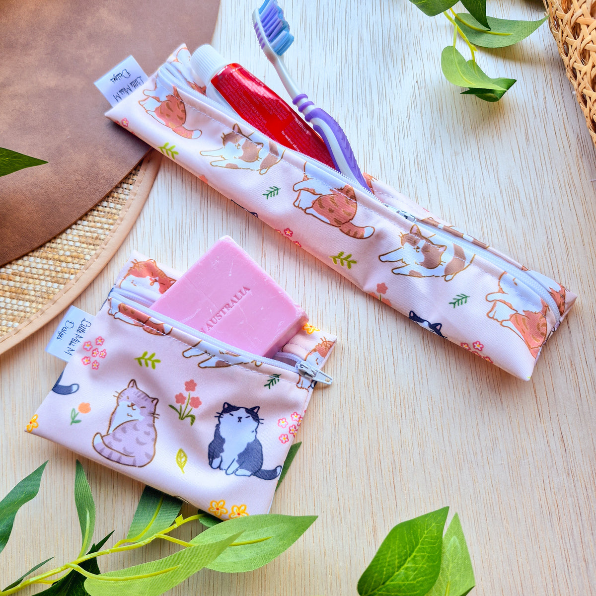 Cats Travel Soap & Toothbrush Pouch NEW