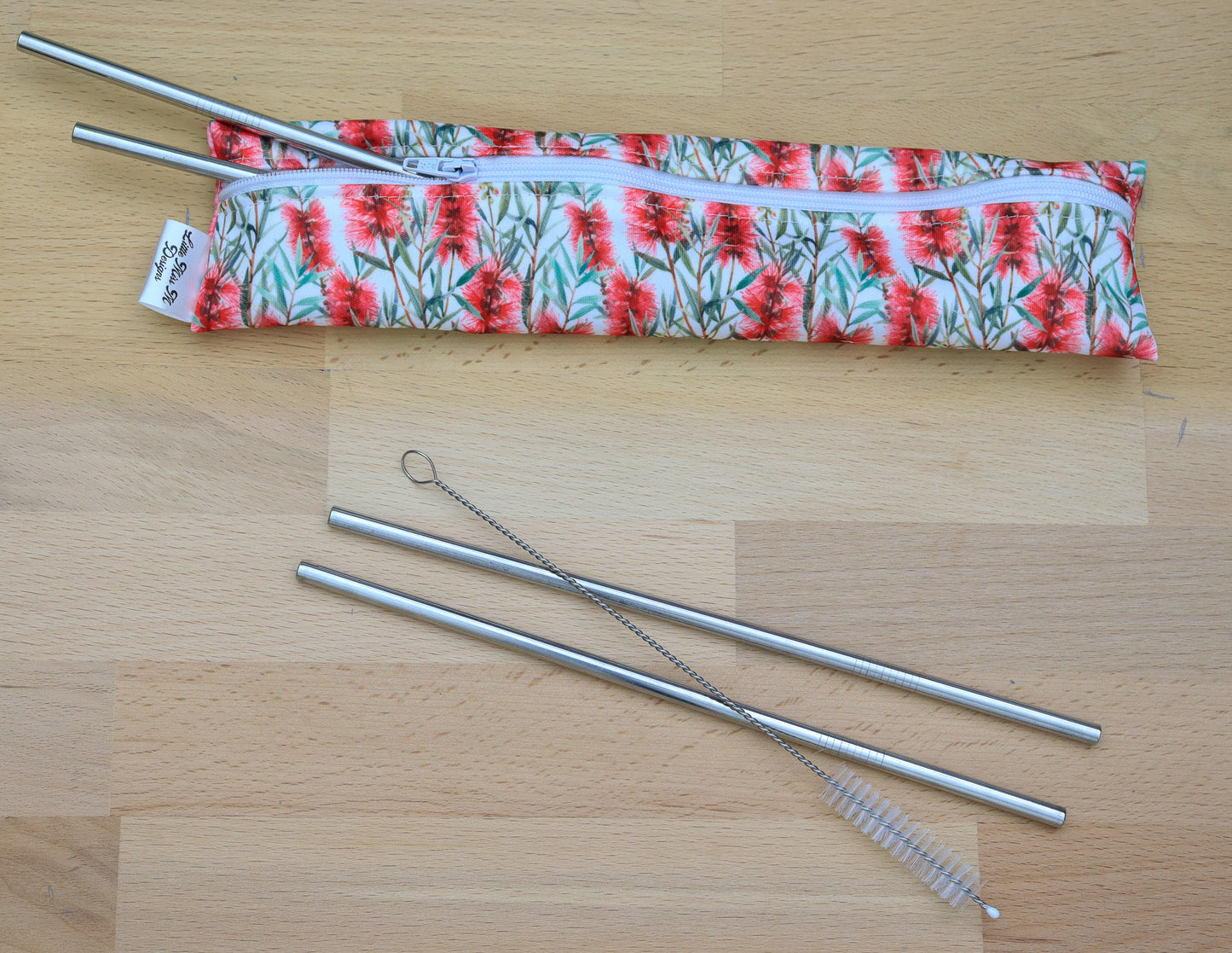 Bottle Brush Straw Pouch