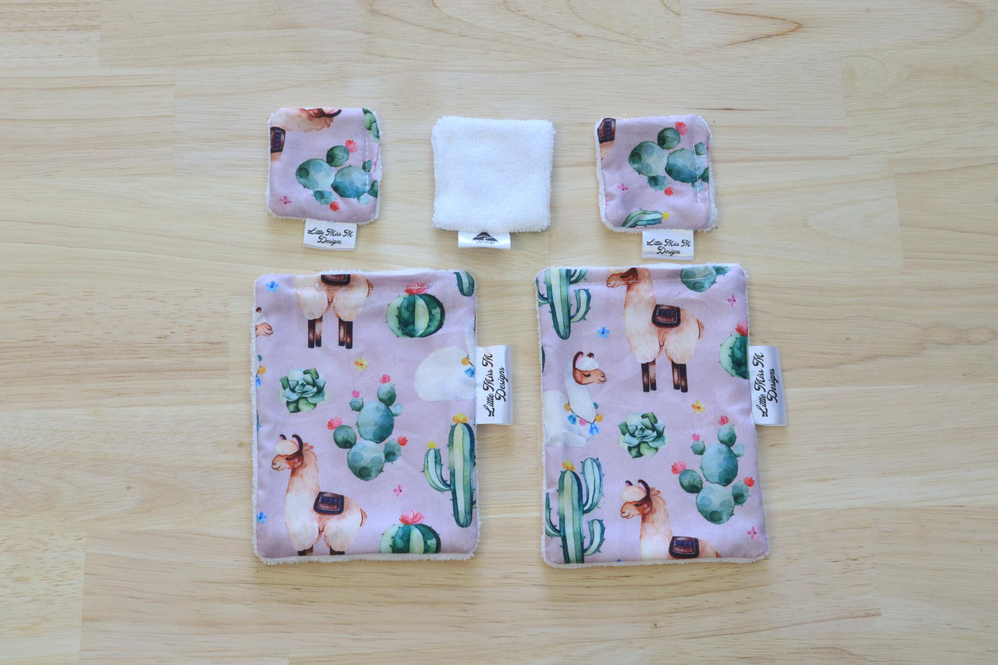 Llama & Cactus Makeup wipes
