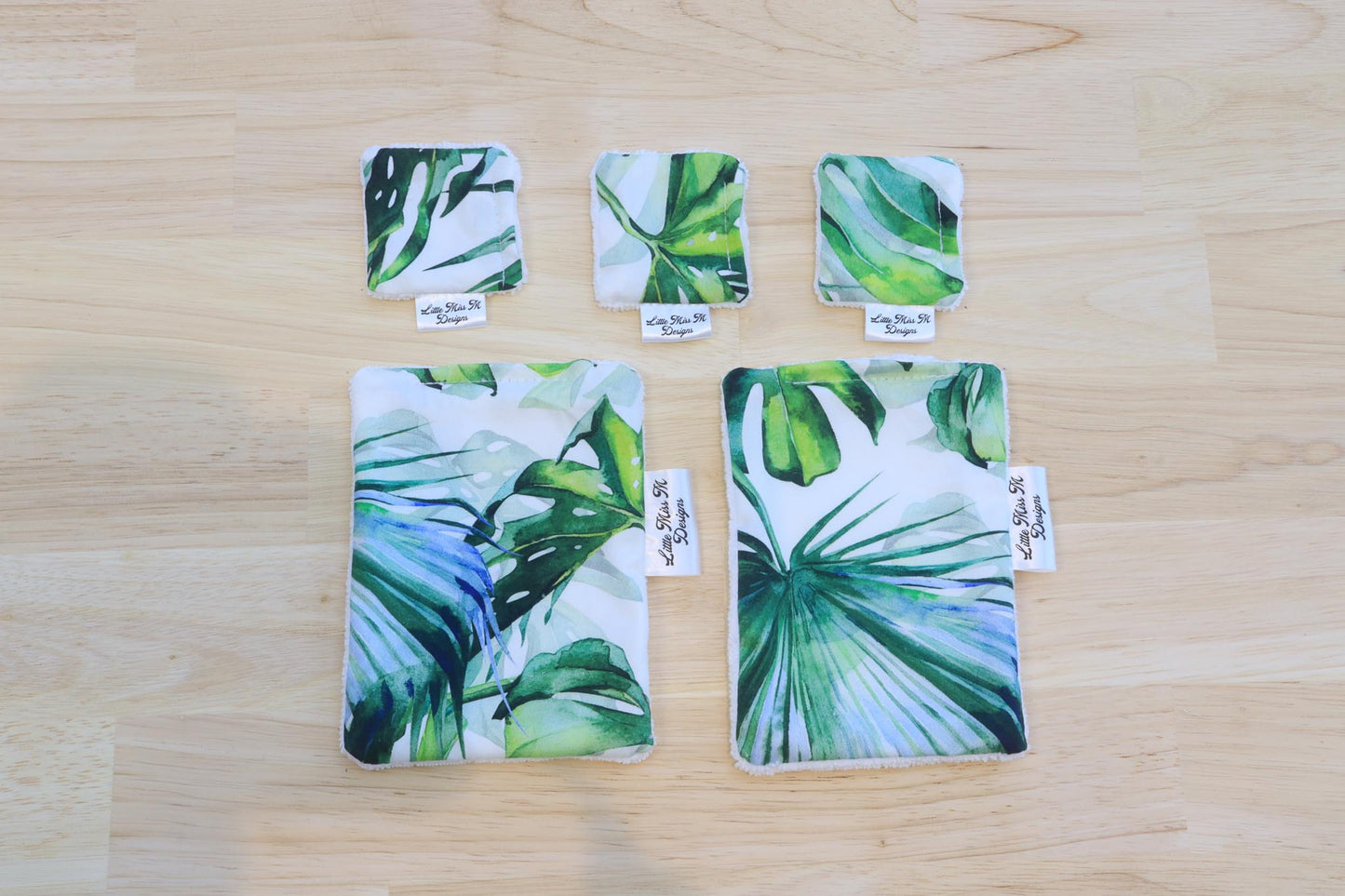 Tropical Makeup wipes