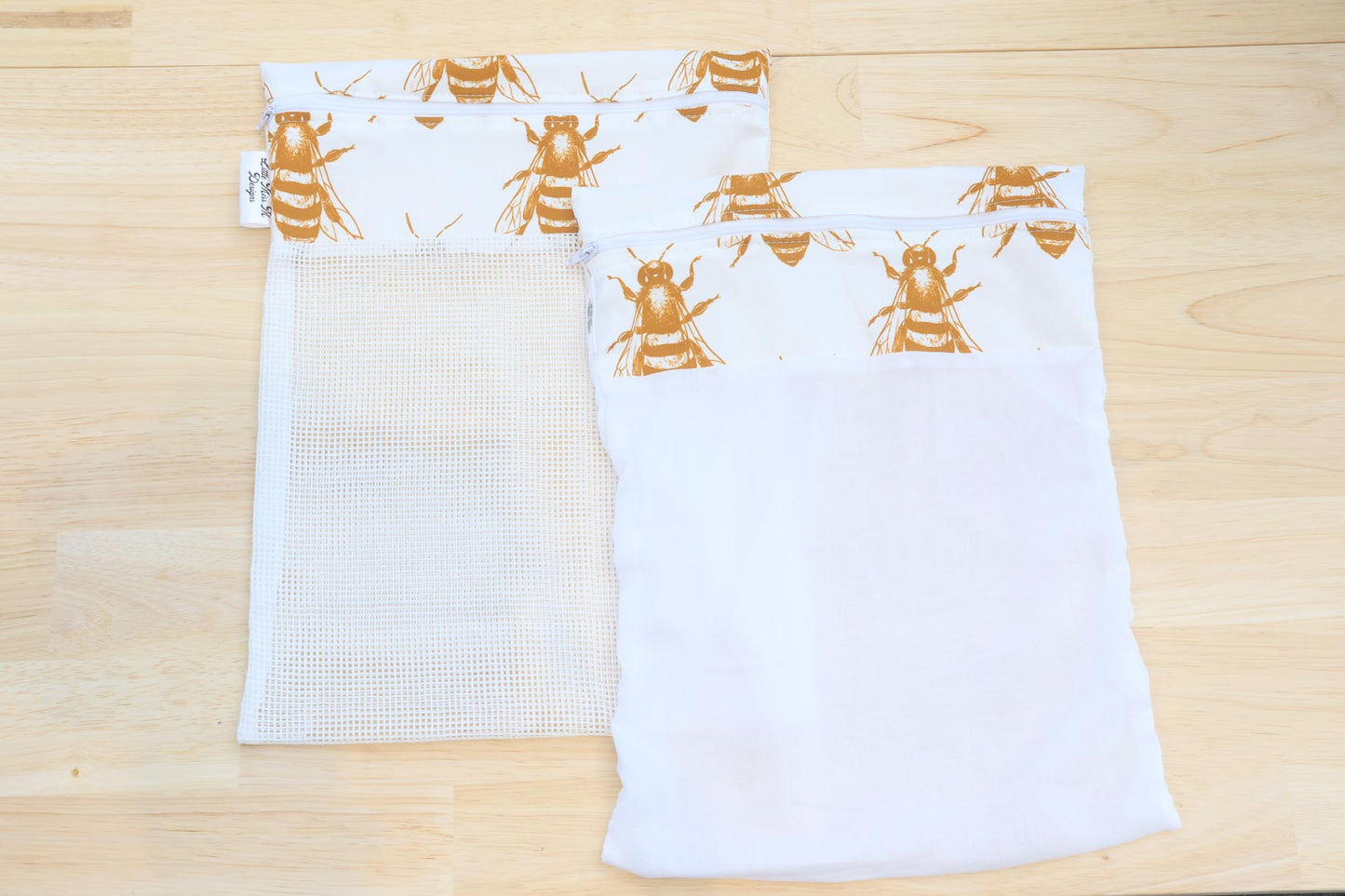 Wizzy Bee Produce Bag / Wash Bag