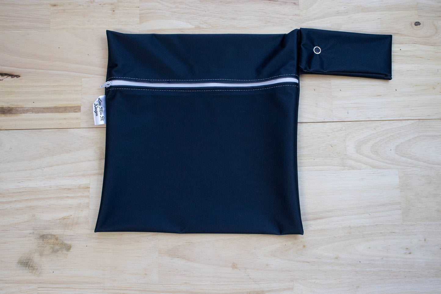 Black Snack / Wet Bag