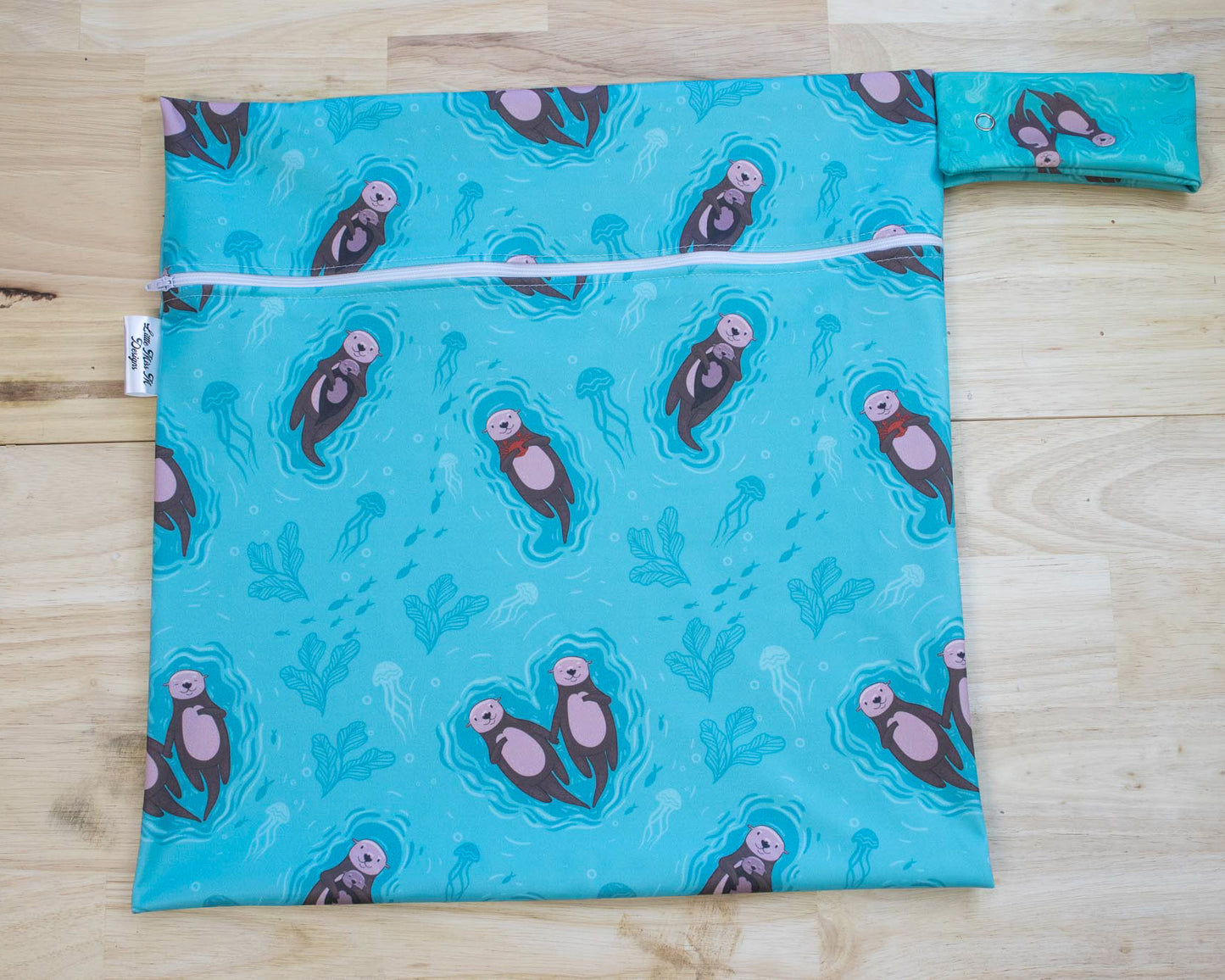 Otto The Otter Snack / Wet Bag