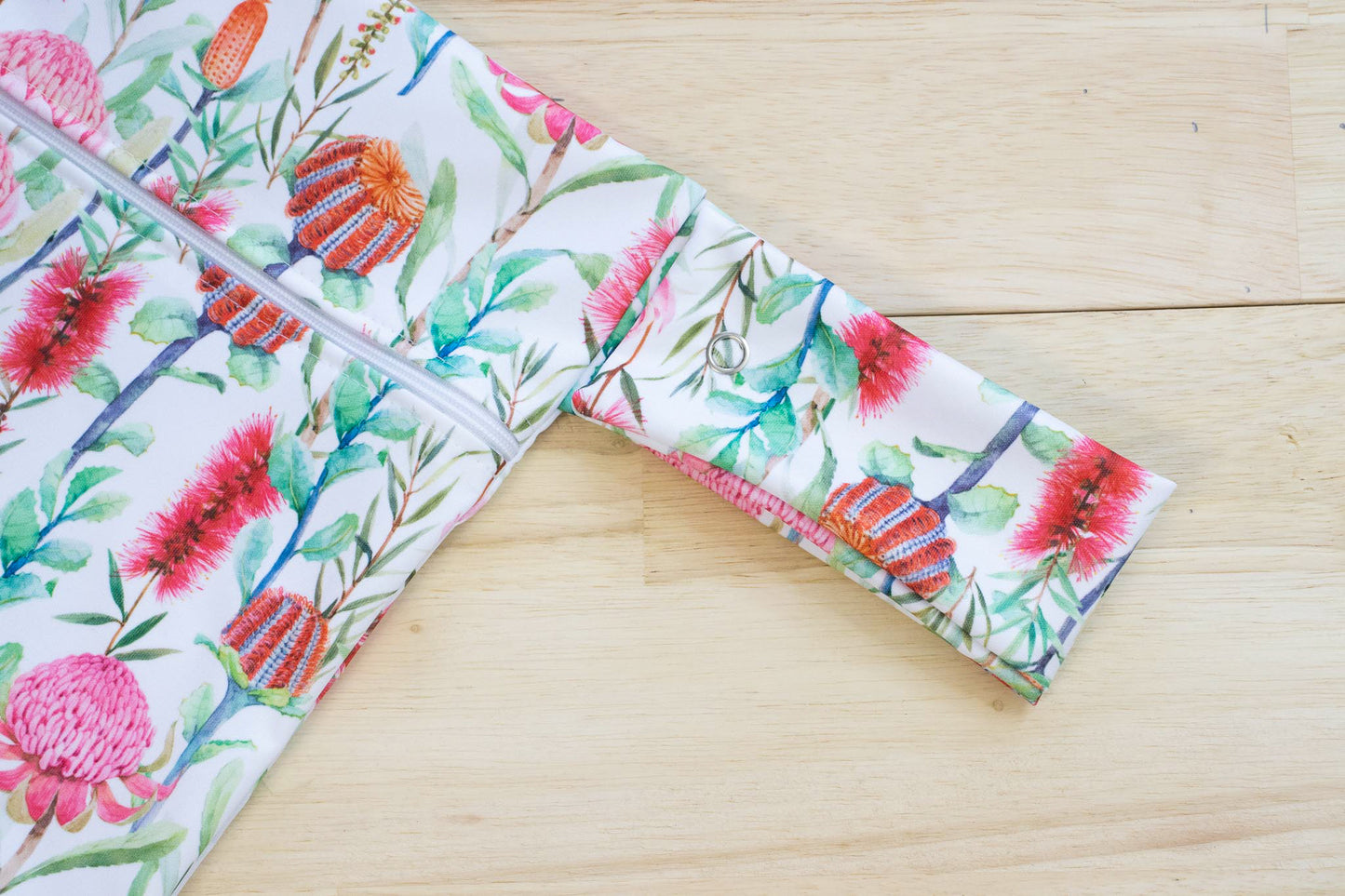 Cream Natives Snack / Wet Bag