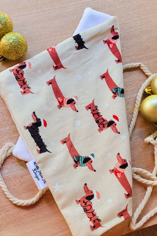 Dashing Christmas Cleaning Wipes