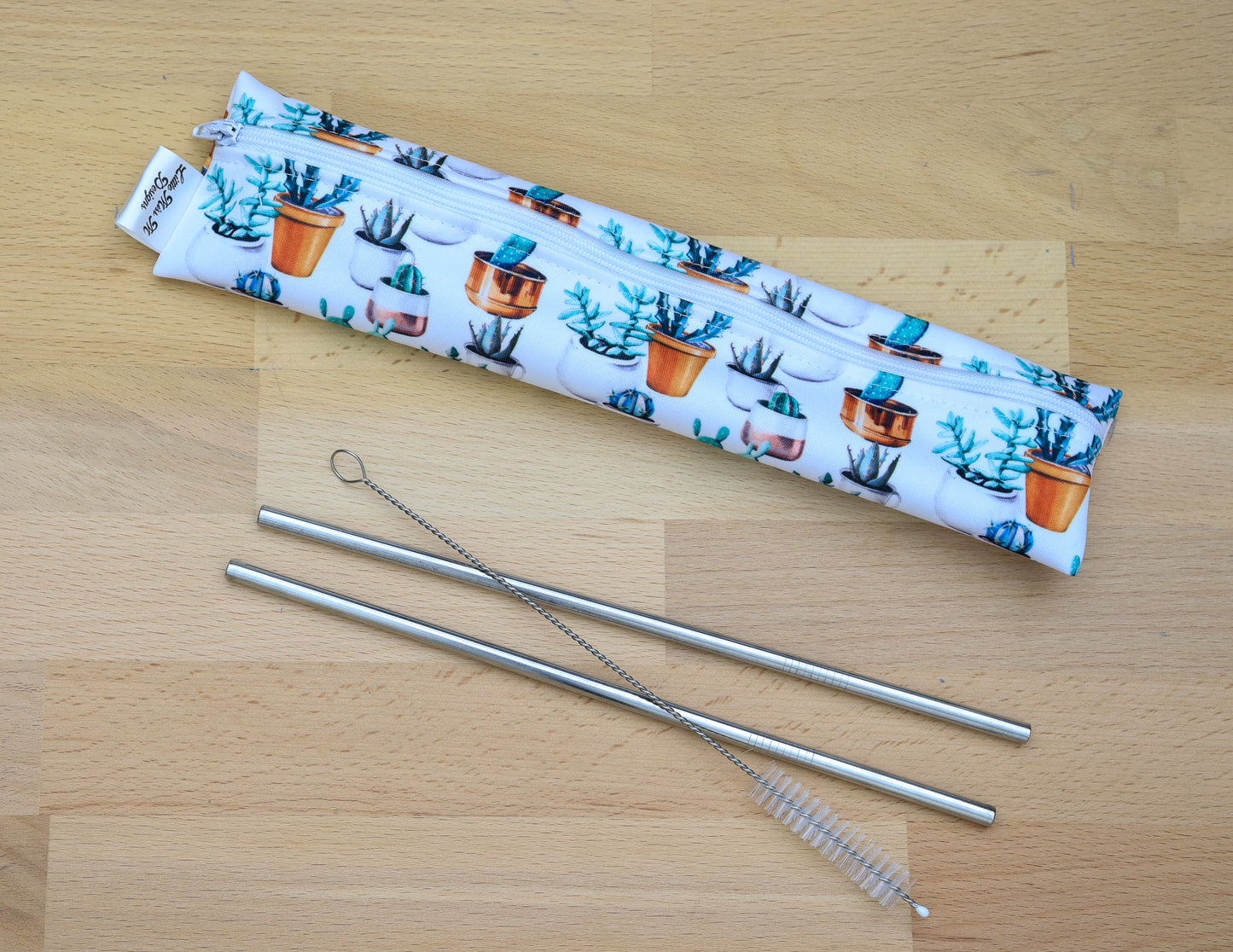Cactus Straw Pouch