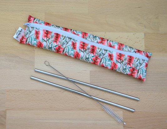 Bottle Brush Straw Pouch