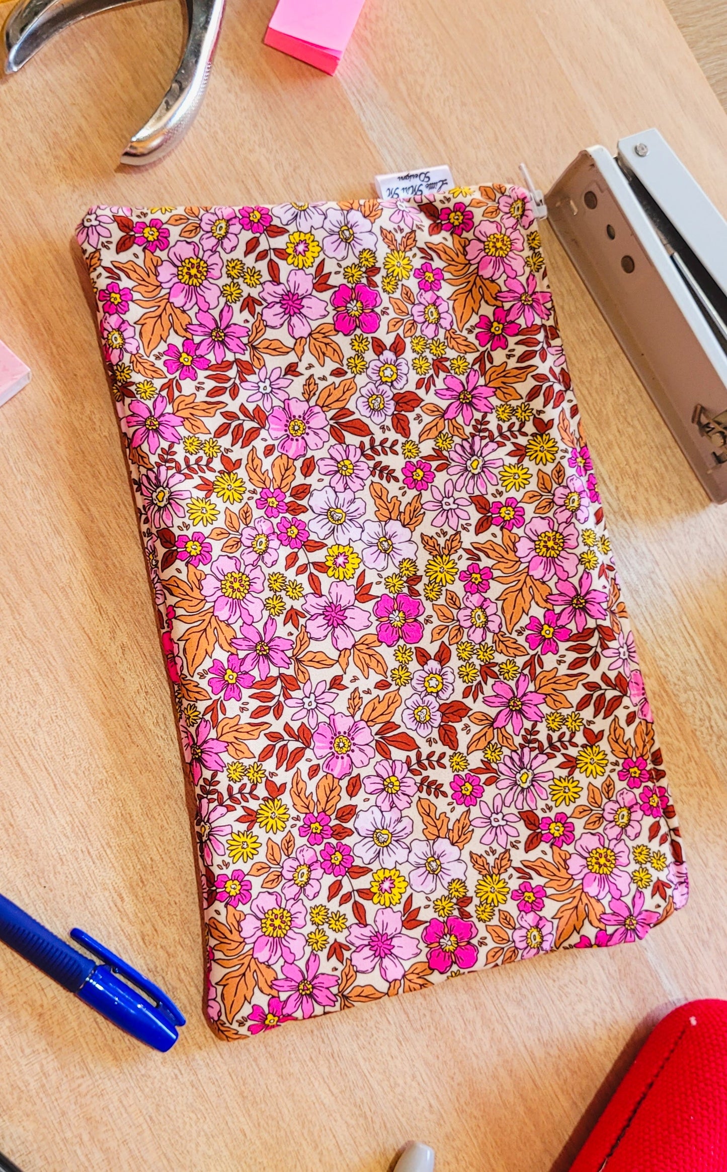 Daffy Pencil Case